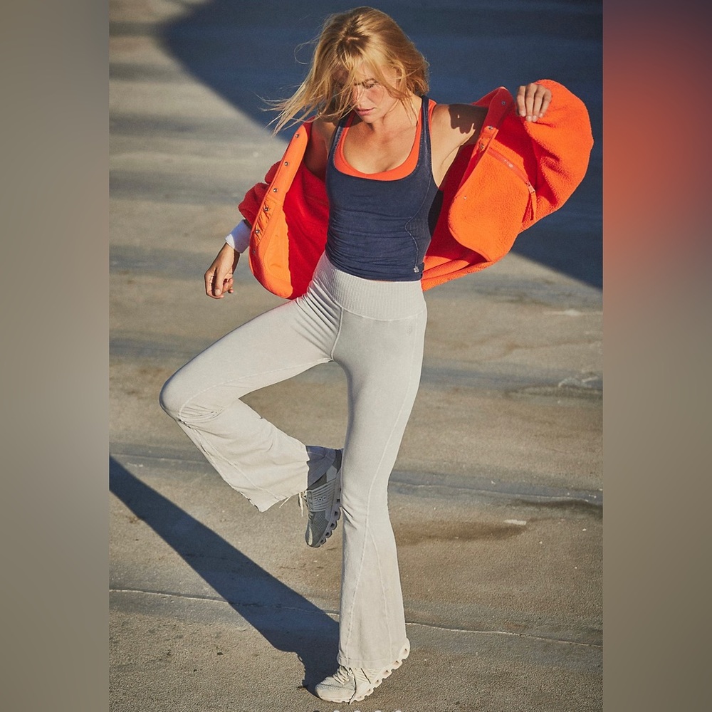 SOLD!! NWOT Free People Good Karma Flare Leggings ❄️ICED GRAY ❄️